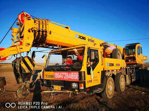 出售：35吨吊车一台
品牌：徐工吊车
吨位：35吨
车型：5节臂              
价格：80万
出厂时间：2013年-至今
车况：无重大事故，车况良好
看车地址：包头市达茂旗
联系电话：小孟18874798400